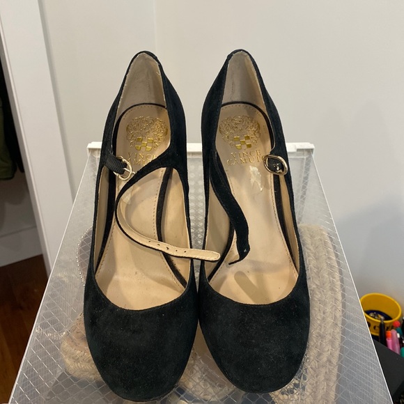 Vince Camuto Suede Closed Toe Block Heel - Picture 1 of 9